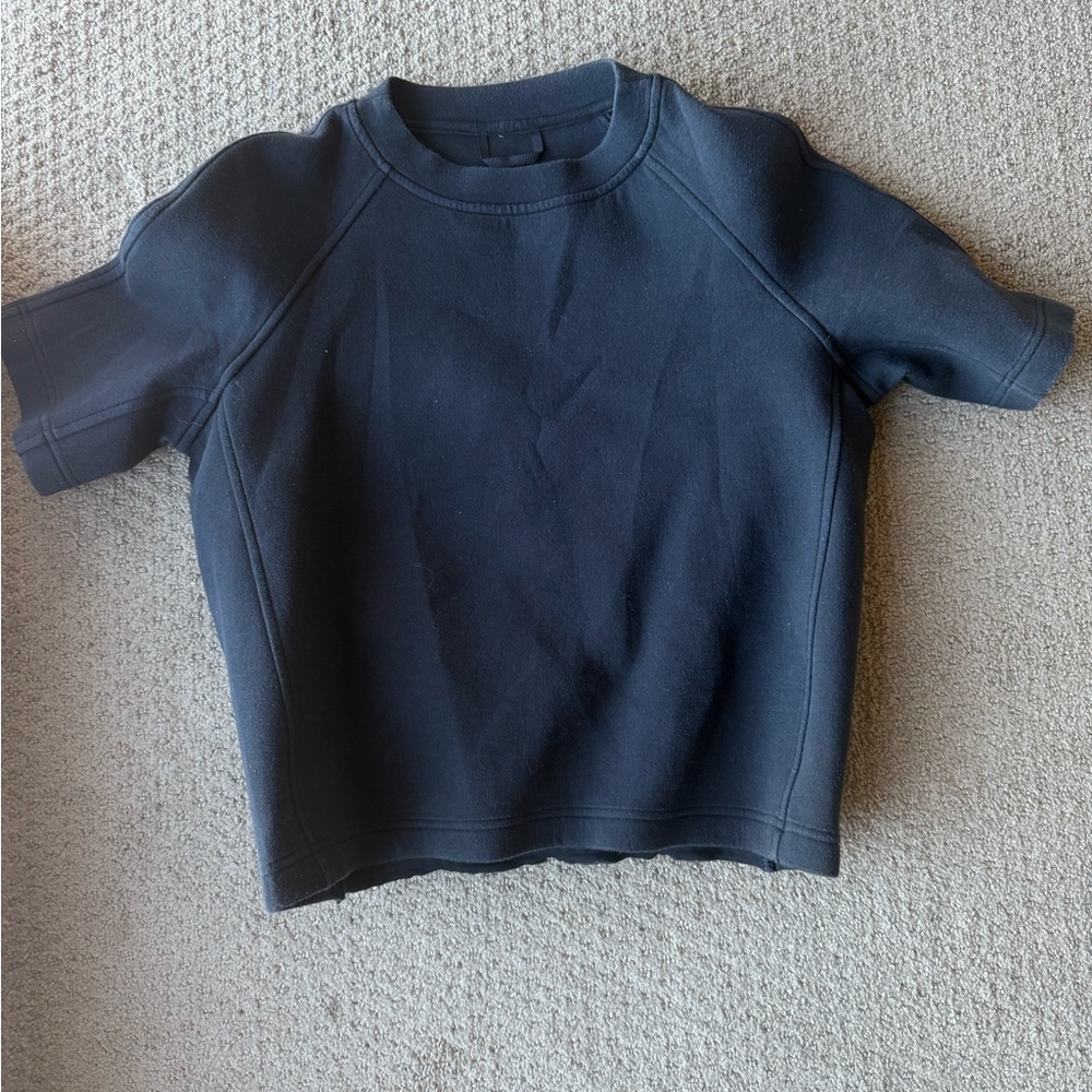 Lululemon Black Short Sleeve Sweatshirt